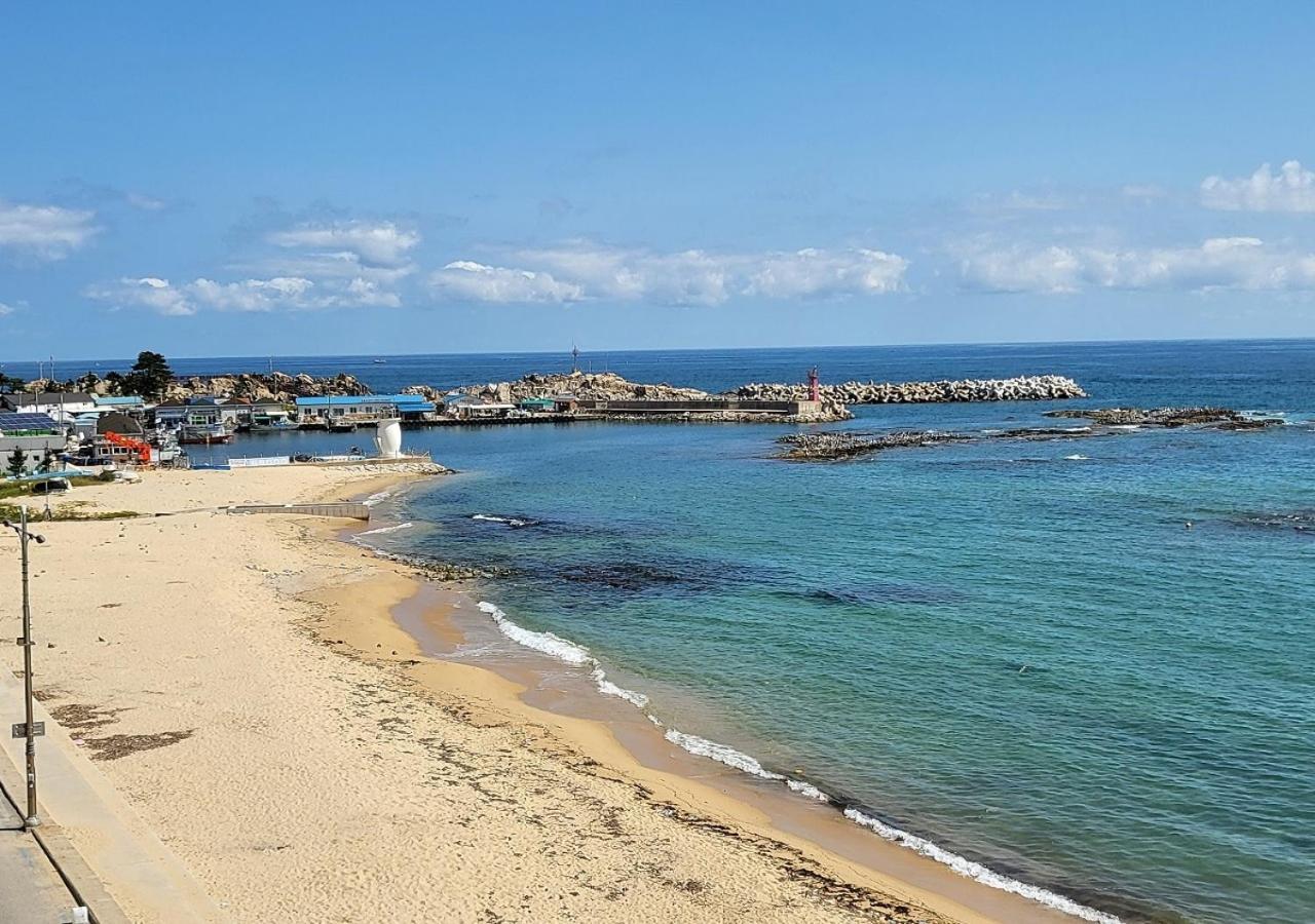 Seaside Minbak Villa Goseong  Ngoại thất bức ảnh