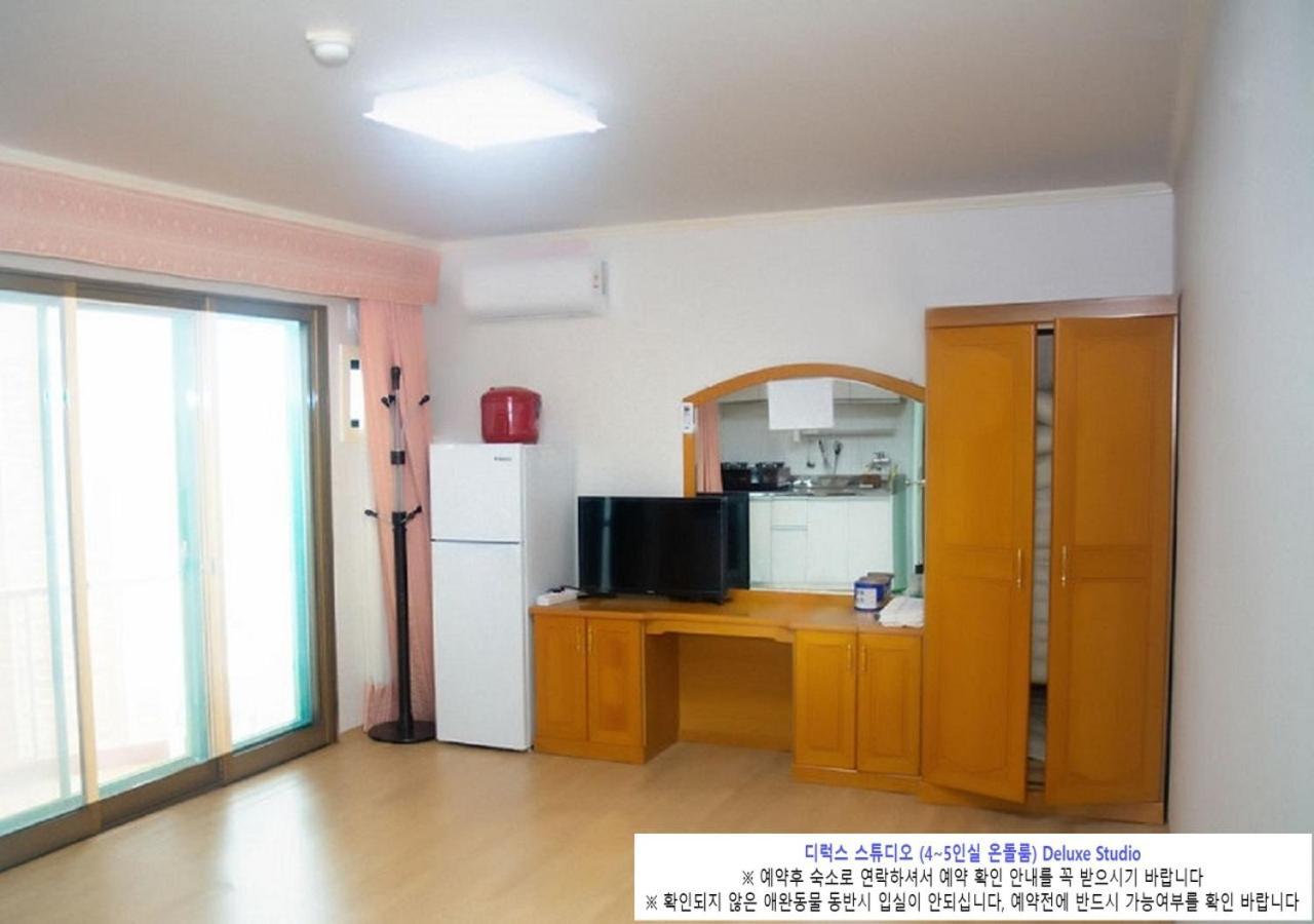 Seaside Minbak Villa Goseong  Ngoại thất bức ảnh