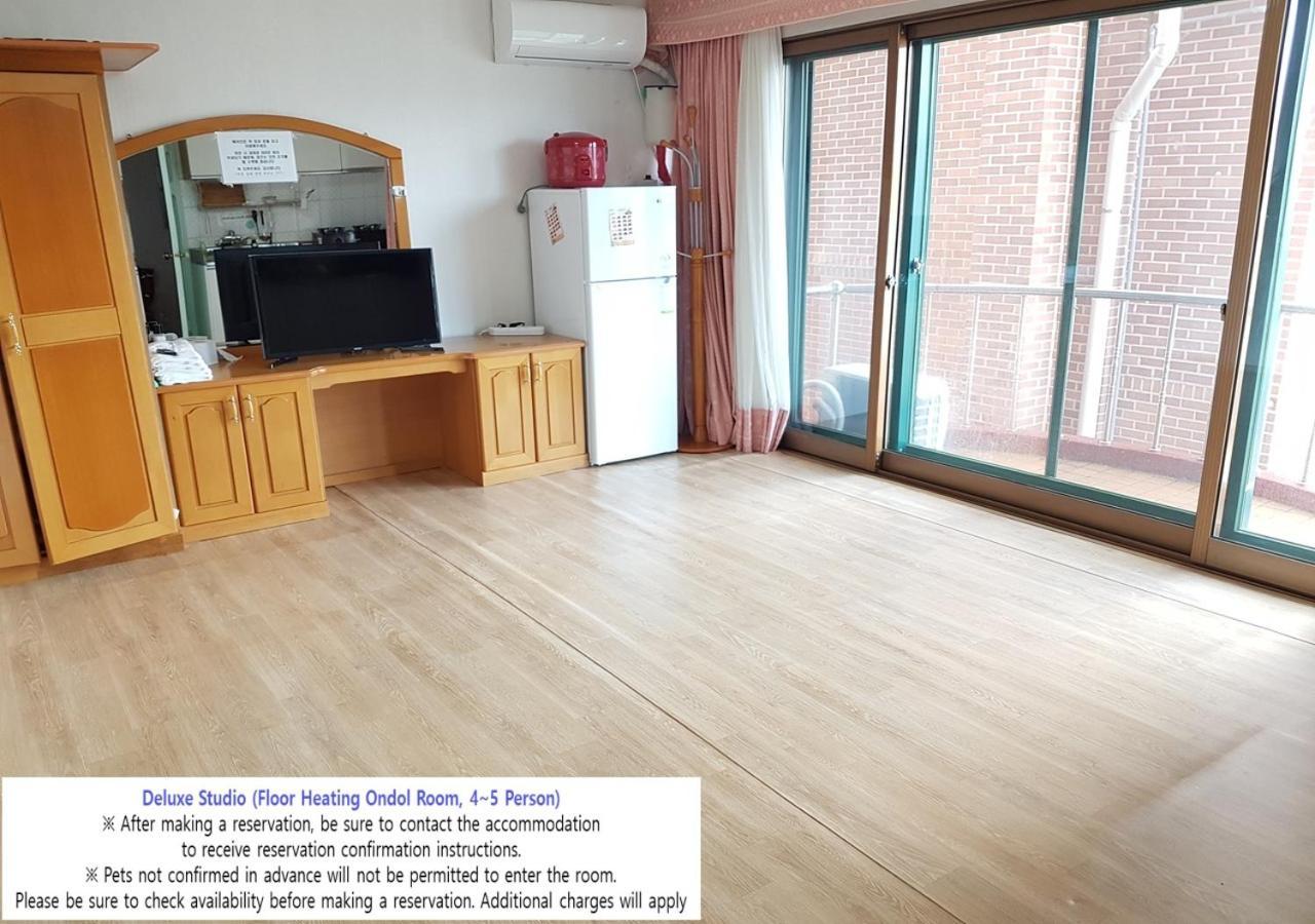 Seaside Minbak Villa Goseong  Ngoại thất bức ảnh